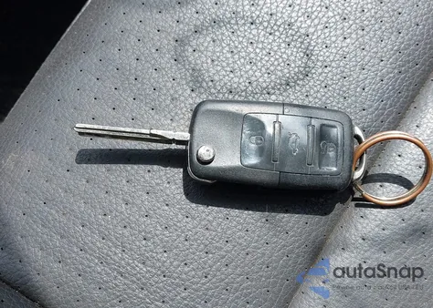 2009 Volkswagen Jetta Se/Sel from USA, damaged, VIN 3VWRZ71K89M020283